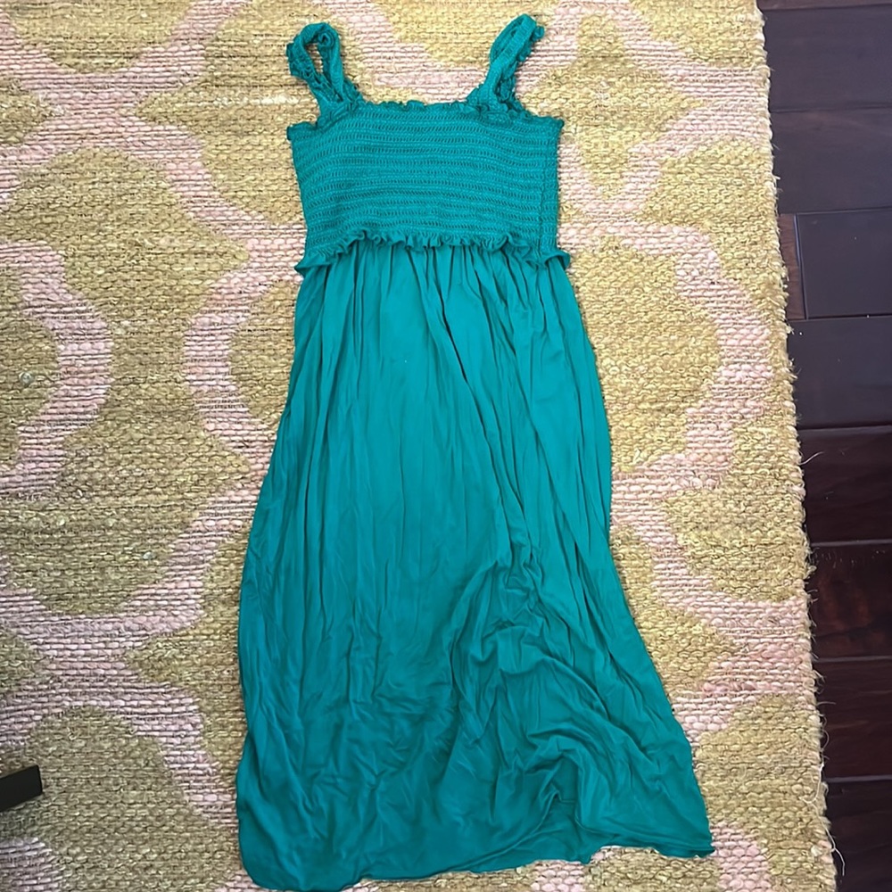 NEVER WORN GREEN SUMMER DRESS
